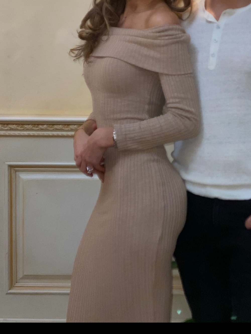 HOUSE OF CB Elegant Beige Off-Shoulder Maxi Dress